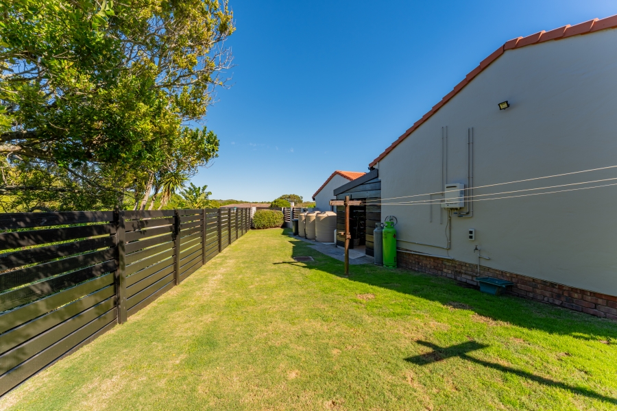 4 Bedroom Property for Sale in St Francis On Sea Eastern Cape